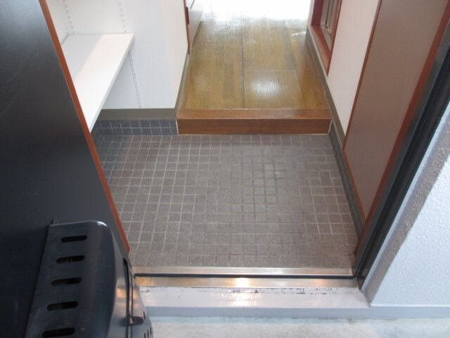 物件内観写真11　(2階別室の参考写真です。現況を優先します。（202）)