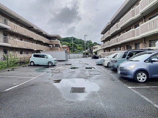 駐車場(2022年7月撮影※現況を優先致します。)