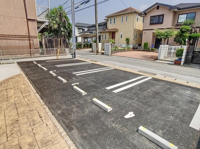 物件外観写真2　(2025年7月撮影)