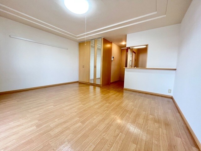 物件内観写真8　(洋室)