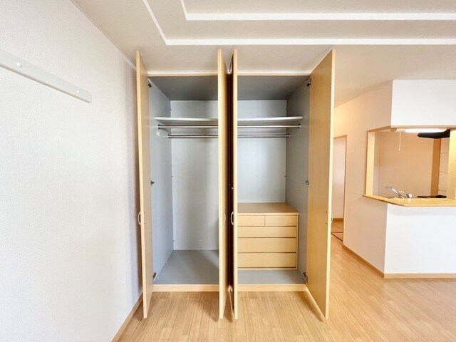 物件内観写真9　(収納)