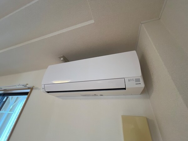 建物設備(エアコン)
