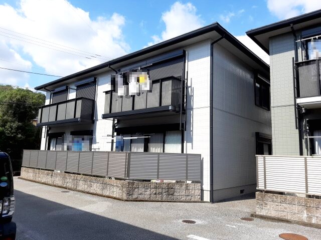 物件外観写真1　(2021年10月撮影)