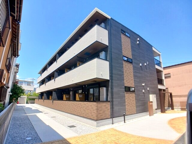 物件外観写真1　(外観写真)