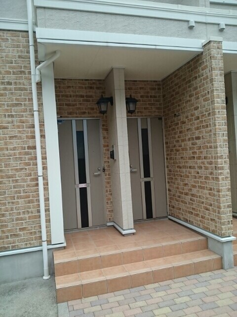 物件内観写真13　(エントランス)