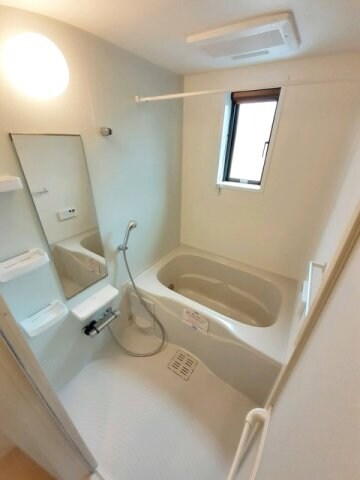 物件内観写真5　(バス／シャワールーム等)
