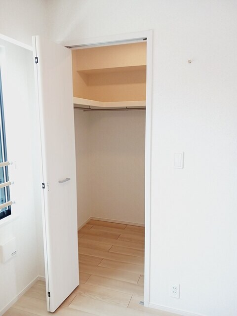 物件内観写真9　(収納)