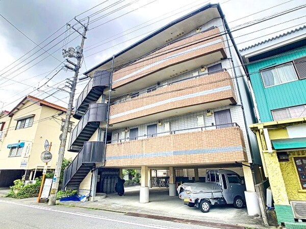 外観(2022年6月撮影)