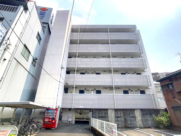 外観(2025年7月撮影)