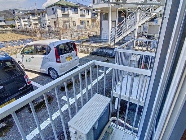 バルコニー(2025年3月撮影※現況を優先致します。)