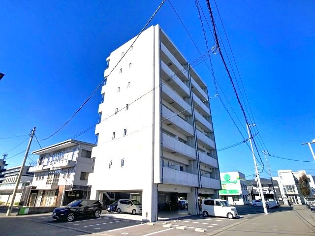 物件外観写真1　(2025年11月撮影)