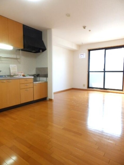 物件内観写真5　(LDK（エアコン付）)