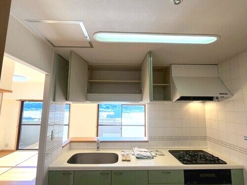 物件内観写真4　(キッチン：キッチン（原状回復工事後2025/11）)