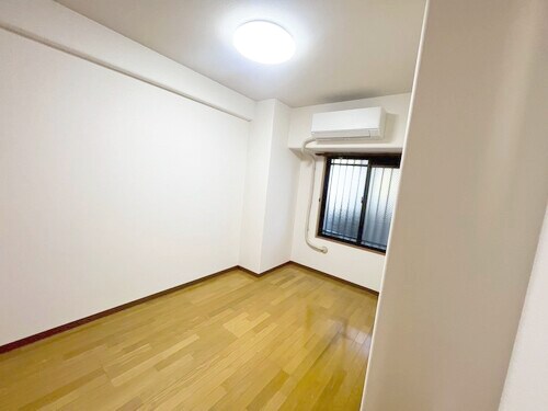 物件内観写真8　(その他部屋・スペース：洋室5.5畳（原状回復工事後2025/)