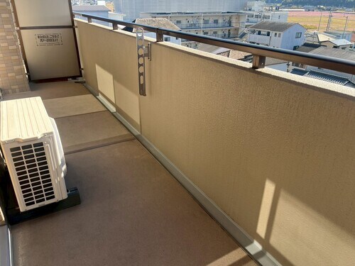 物件内観写真12　(バルコニー：バルコニー（原状回復工事後2025/11）)