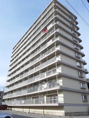 物件外観写真1　(現況を優先します。（撮影時期：2021年2月）)