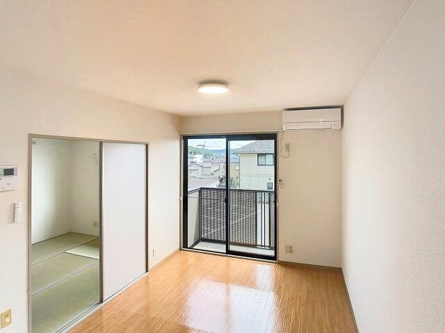 物件内観写真3　(2025年5月撮影)