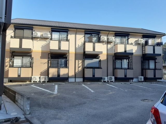 物件外観写真2　(2022年1月撮影)