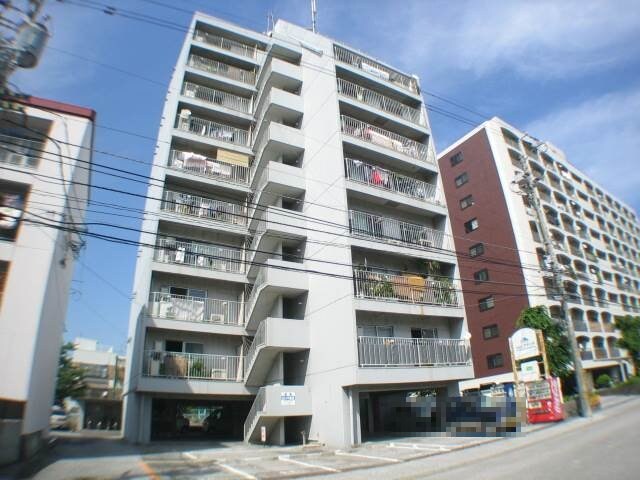 物件外観写真1　(現況が相違する場合は現況を優先致します。)