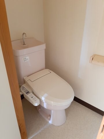 物件内観写真6　(現況が相違する場合は現況を優先致します。)