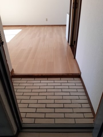 物件内観写真8　(現況が相違する場合は現況を優先致します。)