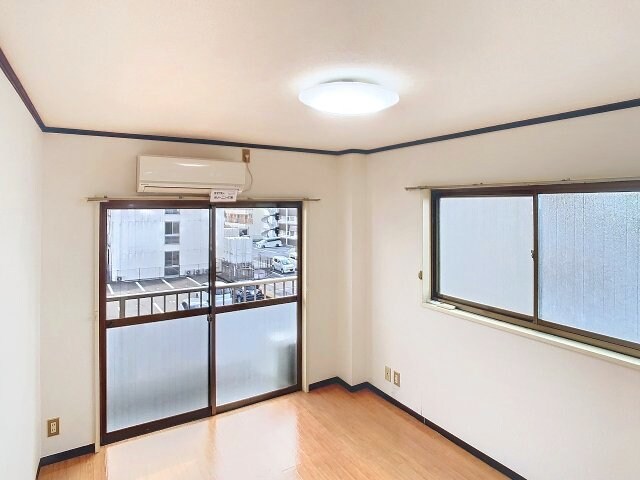 物件内観写真2　(2025年2月撮影)