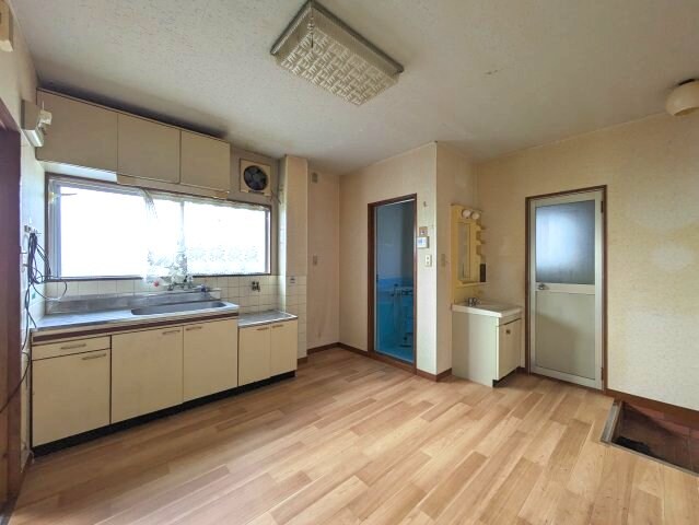 物件内観写真2　(2025年1月撮影※現況を優先致します。)