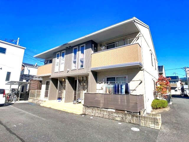 物件外観写真1　(2025年11月撮影)