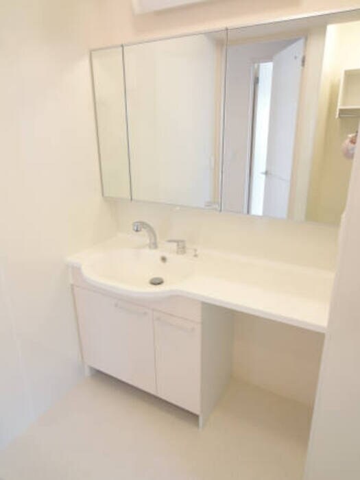 物件内観写真7　(洗面所)