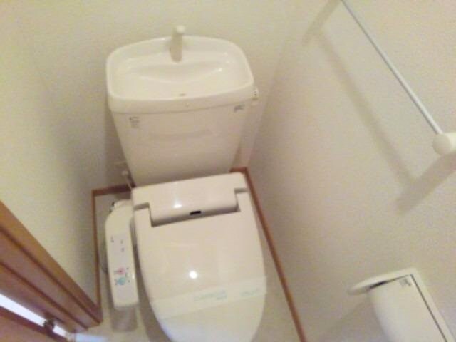 物件内観写真6　(トイレ)