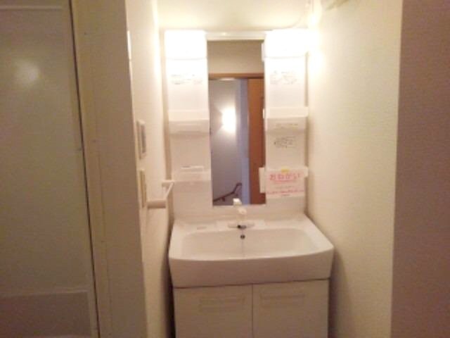 物件内観写真7　(洗面所)