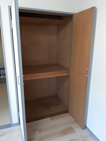 物件内観写真7　(同タイプ間取り別室の写真です。（118）)