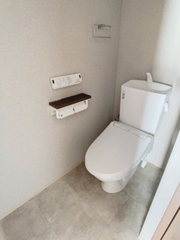 トイレ(現況を優先します。（撮影時期：2024年7月）)