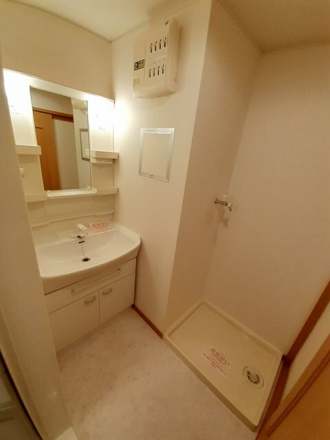 物件内観写真7　(洗面所)