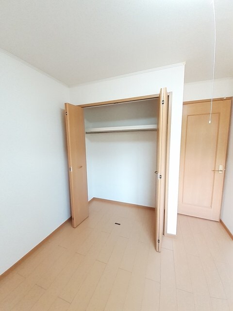 物件内観写真9　(収納)