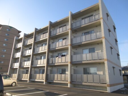 クレドール南川添外観写真