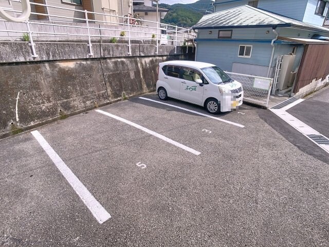 物件外観写真2　(2025年9月撮影)