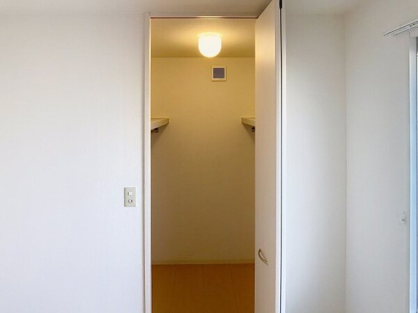 収納(2025年11月撮影)