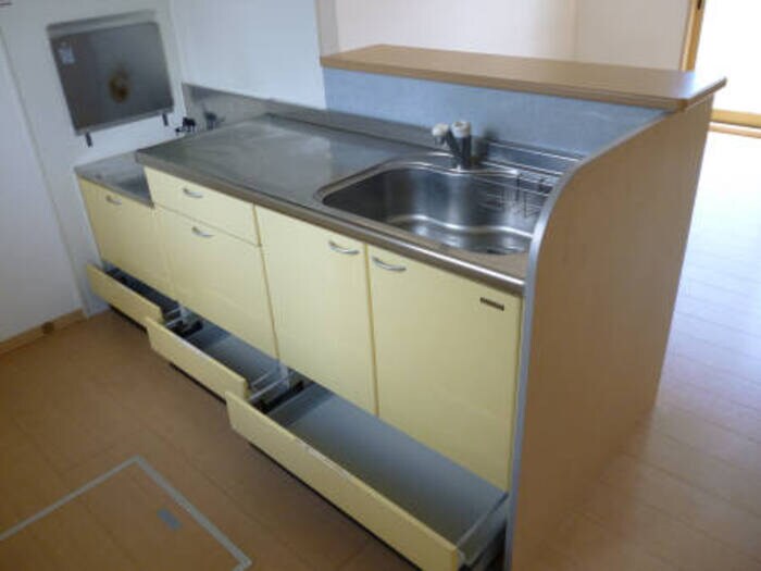 物件内観写真2　(113 対面ｷｯﾁﾝ)