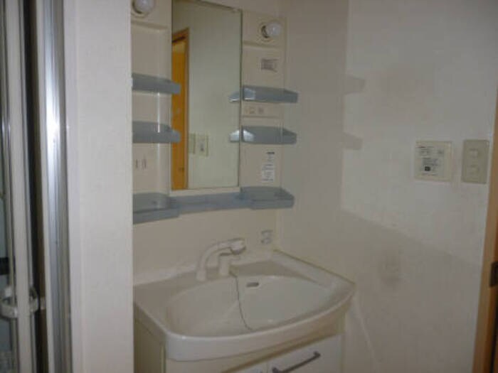 物件内観写真3　(113 洗面)