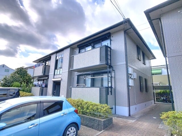 物件外観写真1　(2025年10月撮影)