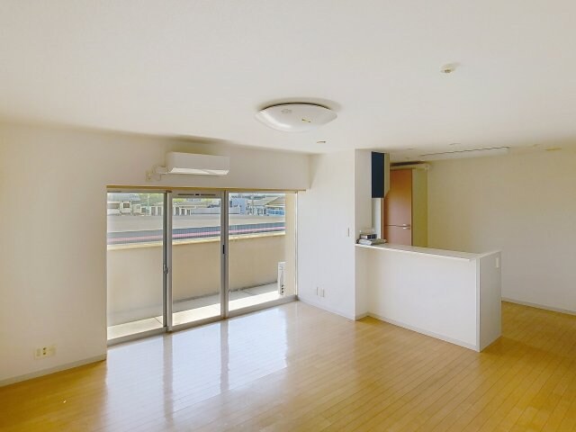 物件内観写真3　(2025年4月撮影)