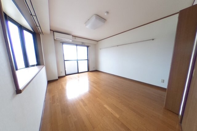 物件内観写真3　(2022年6月撮影※現況を優先します)