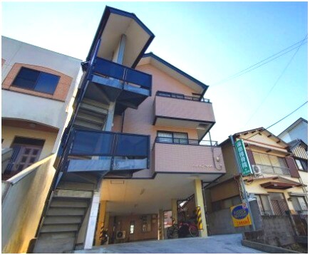 物件外観写真1　(現況と異なる部分は現況を優先いたします。)