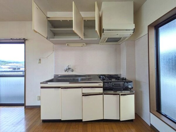 キッチン(2025年9月撮影※現況を優先します。)