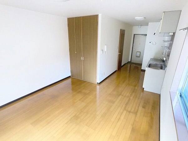 内装他(2025年11月撮影)