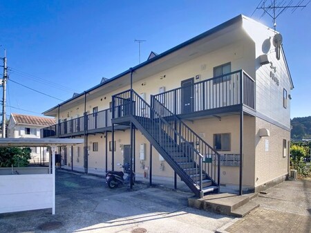 コーポいけのうえ外観写真