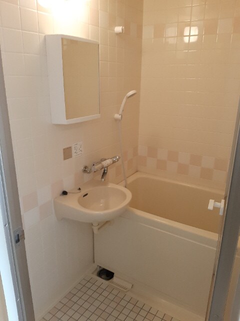 物件内観写真4　(2021年1月撮影※現況を優先致します。)