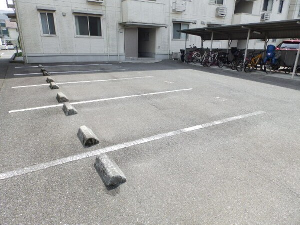 駐車場(駐車場)