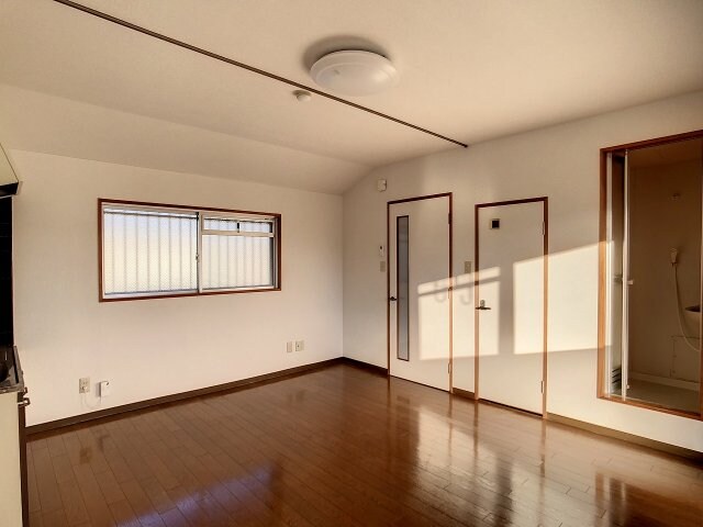 物件内観写真6　(2022年12月撮影)